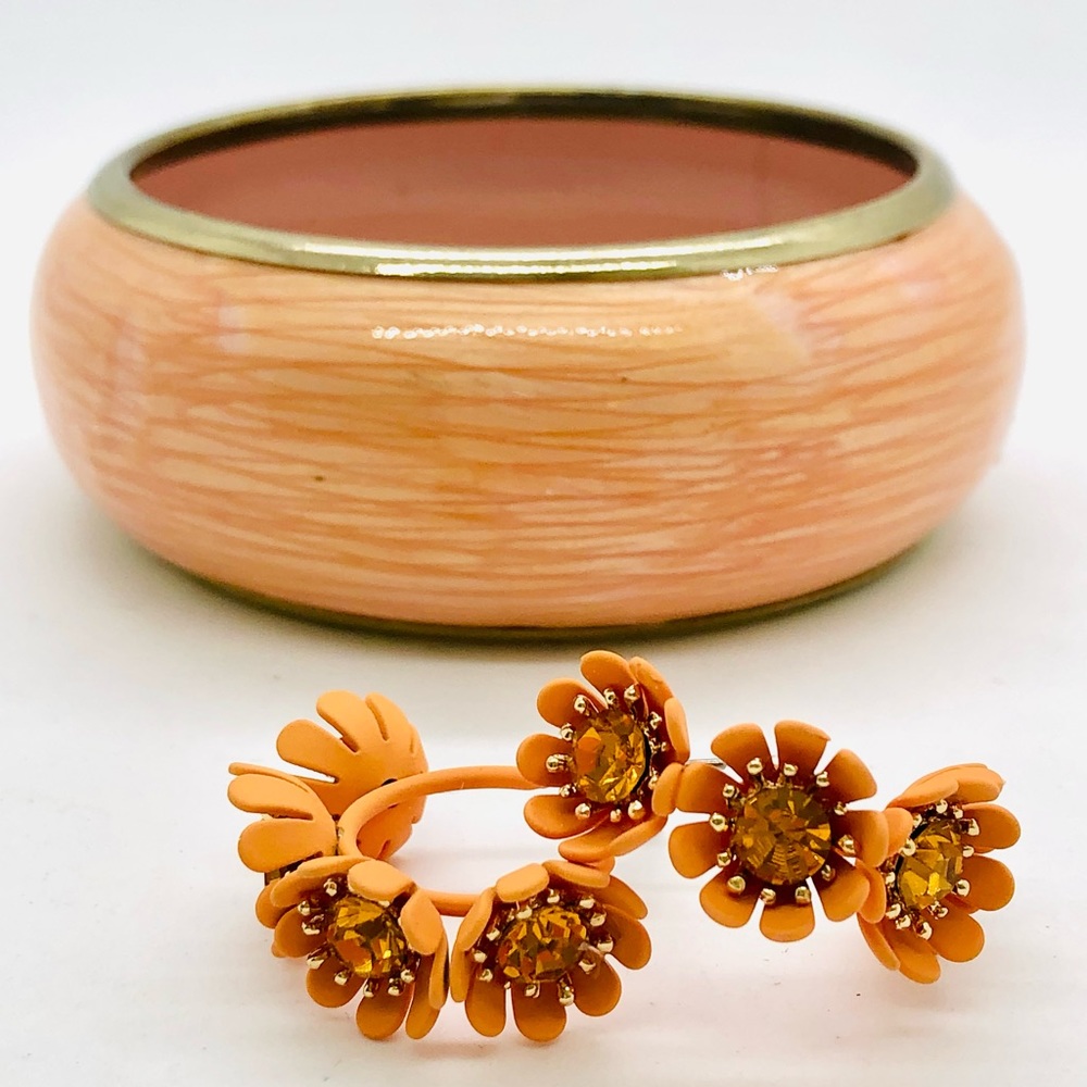 Vintage Mod Flower Earrings & Enamel Bracelet